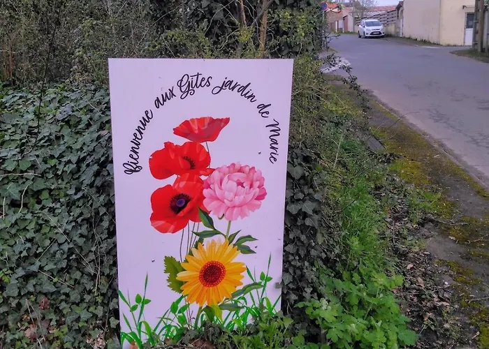 Le Dahlia - Jardin De Marie *